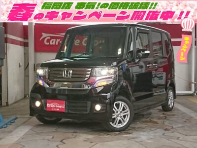 N-BOXカスタム　Ｇ　Ｌパッケージ　☆超人気車両で色も人気のブラック☆　高さもあるので室内スペース広々！！　ターボで走りも快適♪♪♪　両側スライドドア、左パワースライドで乗り降り楽々♪　バックモニター付きで駐車楽々♪　　低走行5万㎞台！！　★車検2年付き★　月々3万円台