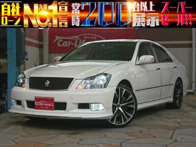 クラウン　アスリート　60TH　スペシャルエディション　ハーフエアロ3点＆社外アルミホイール20インチで見た目もイイ♪♪♪　サンルーフも付いてます♪♪♪　室内スペースは黒革シートやシートヒーターなど装備多数です♪♪♪　★車検2年付き★　お買い得♪♪♪