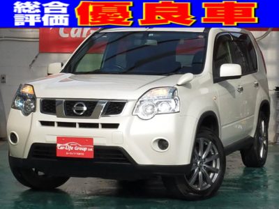 エクストレイル　20Ｘ　  ★総合評価優良★☆４WD☆　純正メモリーナビ（DVD、Bluetooth、フルセグ走行中〇）　オールモード4×4搭載♪2WD↔4WD切り替え自由自在♪　社外HIDヘッドライト&社外ホイール一味違った見た目！　全席シートヒーターで冬でもあったか空間を実現！　フルフラットシートで車中泊も出来ちゃう！？　✨車検二年付✨