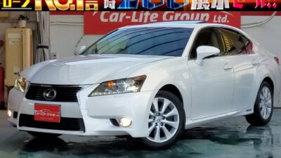 LEXUS GS     レクサス　ＧＳ４５０ｈ　ハイブリッドベース　★大人気ミドルセダン１０型ＧＳのハイブリッドモデル！！ＪＣ０８モード燃費・１８．２ｋｍ／Ｌ可能！！パワーと燃費を両立させる高出力モーターと３５００ｃｃエンジン搭載！！パドルシフト付でスポーツ走行もお任せです♩黒革・マルチ・サンルーフの３点セット搭載！！高速走行も楽々・レーダークルーズコントロール搭載！！ＬＥＤヘッドライトで優しく柔らかく路面を照らしてくれます(#^^#)長寿命なのも嬉しい！！！　☆車検2年付☆