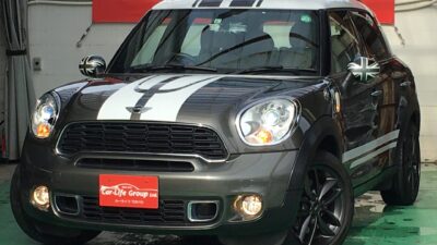 ＭＩＮＩ　クーパーＳ　クロスオーバー　☆総合評価優良車☆　ＴＯＫＹＯ店初✨１６００ｃｃ直列４気筒ターボエンジン搭載の✨クーパーＳ✨グレード！！　♪ベージュ革シート♪　スポーツモード＆パドルシフト装備なのでターボエンジンならではの力強い加速がフルに楽しめます🔥　ボンネット・ルーフ・トランクと純正スポーツストライプがおしゃれな雰囲気!(^^)!　ドアミラーカバーもユニオンジャックカラーに♪　地デジテレビ・DVDが視聴可能なカロッツェリアHDDナビ付♪