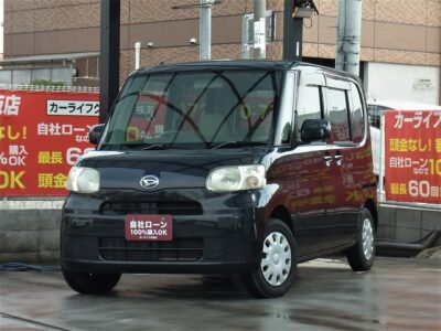 TANTO　タント　Xリミテッド　月々17,600円～の格安軽自動車💨　天井も高く運転もしやすくて好評で子育てファミリー様にも大満足の人気車種です👸　左側パワースライドドア&センターピラーレスのミラクルオープンドア✨　HDDナビでフルセグTV・DVD視聴可です🎵　🌜大阪店専用HPにて360°画像💫&動画🎥を随時更新中❗carlifegroup.jp で検索🕵️‍♂️🌛　《1年保証付》