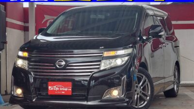 ELGRAND エルグランド　350　ハイウェイスターアーバンクロム　⚡総合評価優良車⚡　😊７人乗・両側ワンタッチオートスライドドアで乗り降り楽々♪　ハーフレザーシート　2列目キャプテンシート　ウォークスルーで室内移動楽々　純正メーカーＨＤＤナビ・Ｂｌｕｅｔｏｏｔｈ・フルセグ内蔵・純正電動フリップダウンモニター搭載📺走行中視聴可能📺アラウンドビューモニター機能搭載・楽々駐車！！🚗福岡店専用HPでも在庫確認可能‼✨ 【carlifegroup.fukuoka.jp/】で検索🕵️‍♂️