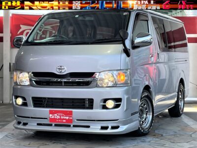 HIACE ハイエース　バン　スーパーロングＧＬ　⚡カスタム車両　ローダウン　社外フロントスポイラー　社外デイトナメッキホイル16インチ⚡　トーションローダウン済！！メッキパーツで引き締まる！！イクリプスＳＤナビ地デジフルセグ走行中視聴可！！ＥＴＣ！！社外フロントリップスポイラー！！両側スライドドア！！5人乗り！！早い者勝ち問い合わせお急ぎ下さい　