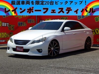MARK X 　マークX 　2.5 　Sパッケージリラックスセレクション　社外3点ハーフエアロ&車高調&FUJITSUBOマフラー&社外１９インチアルミホイールのカスタム車両が月々３万円台～🔥　運転席&助手席パワーシート💺　純正HDDナビ🌟Bluetoothオーディオでスマホから好きなミュージックを再生可能✨&フルセグTVで📺視聴可能✨　高速道路で大活躍のETCつき✨　HIDヘッドライト&フォグライトで夜間の視認性もバッチリです🌞　 トランクスルーで長い物も積み込み可能✨　✨車検2年付✨