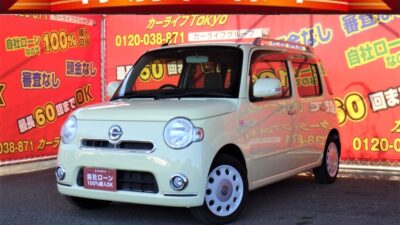 Mira Cocoa　ミラココア　プラスX　スペシャルコーデ　✨特別仕様車✨ 　🔥TOKYO店初入庫🔥　純正ルーフレール、フォグランプ、ウインカーミラーなどが付いている【プラスX】グレード🌞　オシャレで温かみを感じるコットンアイボリー✨　Cocoaロゴの入った専用シートなど車内もグレードUP🎉　可愛さと実用性のある軽自動車で当店大人気❗❗　月々も1万円台～と大変お求めやすいです💰　🌜TOKYO店専用HPにて更新中❗ carlifegroup.tokyo.jpで検索🕵️‍♂️🌛《1年保証付》