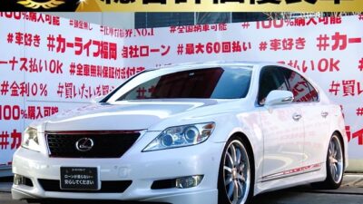 LEXUS　レクサス　ＬＳ４６０　バージョンＳＺ　＂中期型＂チューニングサスペンション＆専用ブレーキのアップグレードタイプ💎エアサスコントローラー＆人気ホイールＷｏｒｋ・グノーシス２０インチＡＷ装着済み✨純正フロント・リアハーフスポイラー付でローダウンフォルムもバッチリ👀希少・オプション品👆ファイングラフィックメータータイプ🕐機能充実のマルチタイプナビ🗾ＤＶＤ💿Ｂｌｕｅｔｏｏｔｈ🎶📞フルセグＴＶ内蔵型📺走行中映像視聴可能👀総合評価優良車🌈車検２年付🌈🚗福岡店専用HPでも在庫確認可能‼✨ 【carlifegroup.fukuoka.jp】で検索🕵️‍♂️