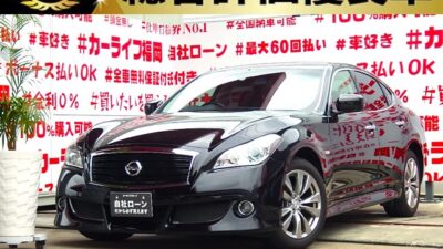 FUGA   フーガ 370GT ★総合評価優良★ 大人気純正オプションバンパー装着！ラグジュアリー＆スポーツを掛け合わせた王道セダン！！純正HDDナビ📺でBluetoothでミュージックプレイヤー接続🎶はもちろんフルセグTVも走行中視聴可能です👀内装は高級感のある木目パネル＆オシャレなブラックハーフレザーシート💺明るいＨＩＤヘッドライト&ＬＥＤフォグライト🔦で夜間走行も安心✨VQエンジン搭載！ニッサンが誇る最高峰エンジンが奏でるサウンドが聴けるのは370GTだけです🌟月々3万円台～ご案内💗 🚗福岡店専用HPでも在庫確認可能‼✨ 【carlifegroup.fukuoka.jp/】で検索🕵️‍♂️