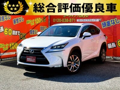 LEXUS　NX　２００ｔ　バージョンＬ　【総合評価優良車】　月々6万円台～　純正SDナビ🗾地デジフルセグTV　DVD📀走行中視聴可能です😀　ハンドルヒーター＆パドルシフト付の革巻きステアリング👐　高級感のある本革パワーシート&シートメモリーで細かなドライビングポジションの設定が可能💺　シートヒーター&シートクーラーでどの季節でも快適ドライブ⛄🌞　オートハイビーム＋３眼ＬＥＤヘッドライト＆ＬＥＤフォグランプで暗い夜道での明るさ抜群💡　高速道路での走行を快適にしてくれるクルーズコントロール＆ビルトインETC装備✨【車検2年付】【納車時タイヤ4本新品】🌛TOKYO店専用HPにて更新中❗ carlifegroup.tokyo.jpで検索🕵️‍♂️