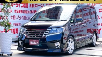 SERENA　セレナ　ハイウェイスター　S-HYBRID【カスタム】【総合評価優良車】＂エンジンルーム～足回り・外装パーツまでオリジナルカスタム＂人気のサイバーナビ🗾ＤＶＤ💿Ｂｌｕｅｔｏｏｔｈ🎶📱📞フルセグＴＶ内蔵型📺走行中映像視聴可能👀綺麗なレザー調シートカバー付・内外装綺麗な１台💎楽々開閉の両側パワースライドドアー装備🚪ウォークスルーで車内の行き来自由自在💺リアサイドシェード付・ＵＶ・プライバシーも安心👀高速走行はクルーズコントロール機能にお任せ・楽々運転🎉🚗福岡店専用HPでも在庫確認可能‼✨【carlifegroup.fukuoka.jp/】で検索🕵️‍♂️