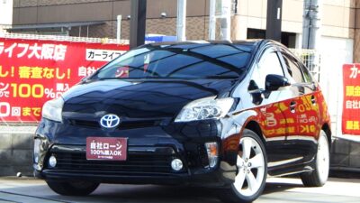 PRIUS　プリウス　Sツーリングセレクション　carrozzeriaサイバーナビが搭載された30系後期プリウス📱　走行中フルセグTV･DVD視聴可能📺💿　Bluetoothオーディオも視聴可能です🎶　ツーリンググレード限定の17インチアルミホイールや2連LEDヘッドライトで見た目もオシャレ✨　駐車時には安心のバックカメラ付きです📷　🌜大阪店専用HPも要チェック❗carlifegroup.jp で検索🕵️‍♂️　Instagram・Twitter・TikTokも随時更新中❗❗🌛《1年保証付》