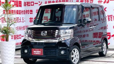 N-BOX　カスタム　G　Aパッケージ 　＂人気車種Nシリーズ・ハイトワゴン＂月々２万円台のお支払いでＯＫ😲カロッツェリアＨＤＤナビ🗾ＤＶＤ📀ミュージックサーバー💾Ｂｌｕｅｔｏｏｔｈ🎶📱📞フルセグＴＶ内蔵型📺走行中映像視聴可能👀ＣＴＢＡ（シティブレーキアシストシステム）付のあんしんパッケージ👨‍👩‍👧‍👧ＪＣ０８モード・カタログ燃費２５．２ｋｍ／Ｌ可能・安定した燃費🍃納車時新品タイヤ装着🌈🚗福岡店専用HPでも在庫確認可能‼✨ 【carlifegroup.fukuoka.jp/】で検索🕵️‍♂️