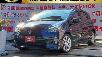 AQUA　アクア　G　《上級グレード》【総合評価優良車】＂人気のブラックカラー・プッシュスタート＆スマートキー標準装備グレード＂　サイバーナビ🗾ＤＶＤ📀ＣＤ📀Ｂｌｕｅｔｏｏｔｈ🎶📱📞フルセグＴＶ内蔵型📺走行中映像視聴可能👀小回り抜群・バックカメラ📹付きで駐車も楽々📹ハーフ３点エアロ＆純正１６インチＡＷ装着済🎉驚異の燃費🍃ＪＣ０８モード・カタログ燃費３５．４ｋｍ／Ｌ🍃🚗福岡店専用HPでも在庫確認可能‼✨【carlifegroup.fukuoka.jp/】で検索🕵️‍♂️