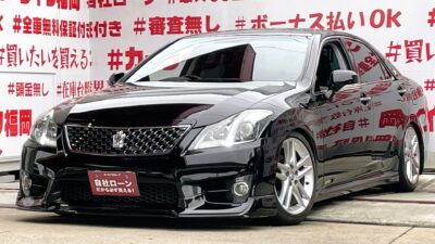 CROWN　クラウン　アスリート【カスタム】【後期型】＂カスタムタイプ・スポーティーセダン＂≪💎走行７万km台💎≫　車高調ローダウン＆ワイトレ装着済み・純正１８インチＡＷでキレイに仕上がり🎉＂純正マルチＨＤＤナビ🗾ＤＶＤ💿Ｂｌｕｅｔｏｏｔｈ🎶📱📞フルセグＴＶ内蔵型📺走行中映像視聴可能👀フロントハーフエアロ＆リアトランクスポイラー装着済🚘レザー調シートカバーで高級感ある内装も演出💺人気装備品👆デジタルインナーミラータイプ・前後ドライブレコーダー付き📹月々３万円台～ＯＫ💎内外装程度良好車💎🎉車検２年付🎉🚗福岡店専用HPでも在庫確認可能‼✨ 【carlifegroup.fukuoka.jp】で検索🕵️‍♂️