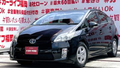 PRIUS　プリウス　Ｓ　＂ハイブリッドといえばプリウス🔋低燃費🍃Ｅｃｏ・ＪＣ０８モード・カタログ燃費３０．４ｋｍ／Ｌ🍃😲純正ＨＤＤナビ🗾ＤＶＤ💿Ｂｌｕｅｔｏｏｔｈ🎶📱📞フルセグＴＶ内蔵型📺走行中映像視聴可能😲駐車に必須・バックカメラ付き📹ステアリングスイッチ付でオーディオ操作も簡単楽々👆安心の前後ドライプレコーダー付📹納車時新品タイヤ装着💎車検２年付🌈🚗福岡店専用HPでも在庫確認可能‼✨ 【carlifegroup.fukuoka.jp/】で検索🕵️‍♂️