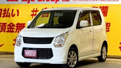 WAGONR　ワゴンR　FXリミテッド　✨納車時新品タイヤ装着✨💎スモークテール装着済み💎📀CarPlay 新品９インチアンドロイド ナビ ディスプレイオーディオ  Android Auto ミラーリング対応📀内装はとってもキレイ✨小回り抜群で通勤にお買い物に大活躍❗🌈 ⚡シートを倒せばラゲッジスペース広々⚡助手席シートアンダーボックスも付いてます♪ETC装備だから高速道路もスイスイ走れます😁✨😆🌜TOKYO店専用HPにて更新中❗ carlifegroup.tokyo.jpで検索🕵️‍♂️🌛