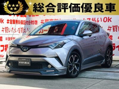 C-HR　HYBRID　G　【総合評価優良車】”最上級グレード”💎ＴＲＤフルエアロ・デイライト付💎人気のコンパクトＳＵＶタイプ🌈レーダークルーズ＆全車速追従機能付で高速道路でも楽々運転🚗純正9インチＳＤナビ🗾ＣＤ・ＤＶＤ💿Ｂｌｕｅｔｏｏｔｈ📞フルセグＴＶ内蔵型📺バックカメラ📹付で駐車も楽々🚗オートマチックハイビーム付きＬＥＤヘッドライト装着車で夜間走行も安心💡月々５万円台～ＯＫ👍🚗福岡店専用HPでも在庫確認可能‼✨ 【carlifegroup.fukuoka.jp/】で検索🕵️‍♂️