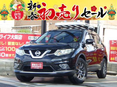 X-TRAIL　エクストレイル 20X　4WD　【総合評価優良車】　2WD、4WDが切替可能の電子制御4WDシステム搭載🔋　スタッドレスタイヤで冬道も安心❄️　防水加工シートなので釣り好きの方にも好まれています🎣　革巻きステアリングなど車内は革素材が多く使われており高級感もあります🔱　※ご希望の方は車内に社外17インチAW付きノーマルタイヤ積んでおきます🤗　🌜大阪店専用HPも要チェック❗carlifegroup.jp で検索🕵️‍♂️　Instagram・Twitter・TikTokも随時更新中❗❗🌛《1年保証付》