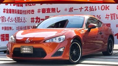 TOYOTA　８６　レーシング【特別仕様車】💎大人気のスポーツカー　８６💎4万円台～✨TRDロールケージでボディ剛性のアップ🔥走りを楽しめる６ＭＴ車💨純正SDナビ🗾ＤＶＤ📀Ｂｌｕｅｔｏｏｔｈ🎶📱フルセグＴＶ内蔵型📺高速ドライブも安心のＥＴＣ装備🌈車検２年付🚗福岡店専用HPでも在庫確認可能‼✨ 【carlifegroup.fukuoka.jp/】で検索🕵️‍♂️