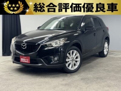 CX-5　XD  【総合評価優良車】 💎”ディーゼルターボ”～低燃費車両～💎【安全装備】衝突軽減ブレーキ搭載されておりますので、安心して走行可能です✨パイオニア製ナビ＂🎶フルセグ視聴📺CD　ＤＶＤ💿Ｂｌｕｅｔｏｏｔｈ接続📞📀走行中映像視聴可能🚗バックカメラ搭載👀スマートシティブレーキサポート安全運転支援搭載✨🚗19インチアルミホイール・フル革シートで高級感抜群の最上級グレードが堂々入庫👑クリーンディーゼル・セーフティークルーズ🚙高速も楽々運転・クルーズコントロール機能👍✨車検2年付✨　