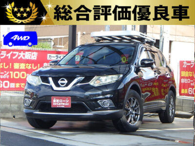 X-TRAIL　エクストレイル 20X　4WD　【総合評価優良車】　人気のミディアムクラスの本格的SUV⛺　運転席から自由自在に2WD、4WD、AUTOが切替可能の電子制御4WDシステム搭載🔋　ルーフキャリア、防水加工シートや後席もフルフラットにでき、前席はシートヒーターも搭載で春夏秋冬問わずアウトドアにも最適🌳　革巻きステアリングなど車内は革素材が多く使われており高級感もあります🔱　🌜大阪店専用HPも要チェック❗carlifegroup.jp で検索🕵️‍♂️　Instagram・Twitter・TikTokも随時更新中❗❗🌛《1年保証付》