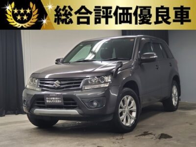 ESCUDO　エスクード　XG　【4WD】【総合評価優良車】‘‘本格的な四輪駆動のスズキのSUV車‘‘☆彡　✨🌈嬉しい車検２年付き🌈　😊👌納車時新品タイヤ４本装着✨フロントガラスガラスヒーター・ミラーヒーター・シートヒーター機能搭載で寒い地域にお住まい方にオススメです❄☃❗❗　🎶社外ナビ搭載😁👍地デジフルセグTV❗❗クルーズコントロール機能で高速道路の長距離ドライブも楽々🚗🌛TOKYO店専用HPにて更新中❗ carlifegroup.tokyo.jpで検索🕵️‍♂️🌛《1年保証》