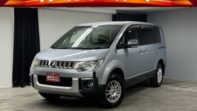 DELICA　デリカD5　シャモニー　✨🌈4WD🚙　✨特別仕様車✨🌈ご納車時新品タイヤ4本装着🎉✨　純正HDDナビ&フリップダウンモニター💕😊地デジフルセグTV📺DVD📀CD💿　🚪両側パワースライドドアで乗り降り楽々✨　クルーズコントロール&ETCで快適に高速道路をご利用いただけます🚗😁✨　🎵前席にはシートヒーター搭載で寒い季節も快適です💺✨　2400㏄×4WDの力強い走りを是非ご体感下さい😎🔥　🌛TOKYO店専用HPにて更新中❗ carlifegroup.tokyo.jpで検索🕵️‍♂️🌛《1年保証》