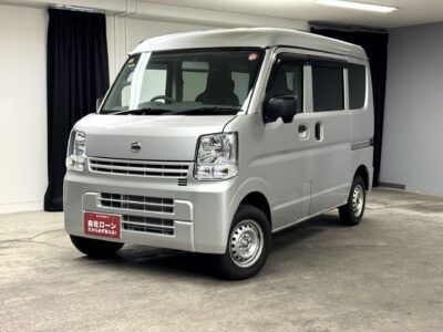 NV100CLIPPER　クリッパーバン　DX　ハイルーフ　💎高年式車両💎🗾令和３年登録車🚗✨車検２年付き✨＂事業用ナンバー登録可能＂リアフラットで大量の🧳積み込みもＯＫ！！オーバーヘッドコンソール付で大容量の収納スペースも確保✨🐈‍⬛パワステ🛞２ｎｄ発進対応😊👌🤗配送業者さん必見の軽バン🚚　🚗配送業者には欠かせられないお仕事の相棒にピッタリ(｀・ω・´)✨　　🌛TOKYO店専用HPにて更新中❗ carlifegroup.tokyo.jpで検索🕵️‍♂️🌛《1年保証》