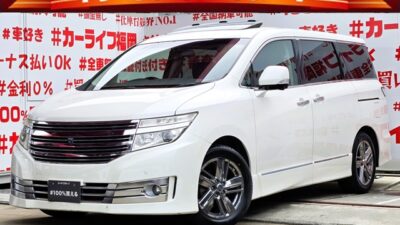 ELGRAND　エルグランド　ライダー　黒本革パワーシート仕様【特別仕様車】💎ツインムーンルーフ付の大人気グレード💎助手席・後席オットマン&キャプテンシートなど高級感ある車内😎ツインルーフ付きで開放感があります💡７人乗りレザーキャプテンシート・オットマン機能付💎純正メーカーナビBluetooth🗾ＣＤ・ＤＶＤ💿📱🎶フルセグＴＶ内蔵型📺走行中映像視聴可能👀純正１１インチ電動フリップダウンモニター📺後席独立のWエアコン🍀ＨＩＤヘッドライト＆フォグランプで夜間の明るさも確保💡福岡店専用HPでも在庫確認可能‼✨ 【carlifegroup.fukuoka.jp/】で検索🕵️‍♂️