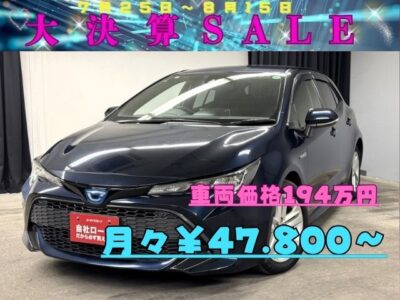 COROLLA　SPORTS　カローラスポーツ　HV-G　TOKYO店初入庫😆🎉　1.8Lエンジン🔥＋ハイブリッドシステム🔋を搭載し優れた低燃費JC08モード走行燃費22.4km／Lで環境にもお財布にも優しい🍀クルーズコントロール＆ビルトインETCで高速道路も快適に通行できます🚗純正9インチＳＤナビ🗾Ｂｌｕｅｔｏｏｔｈ🎶📱📞フルセグＴＶ内蔵型📺充実のオーディオ装備でロングドライブにも持って来いです😆🌈TOKYO店専用HPにて更新中❗ carlifegroup.tokyo.jpで検索🕵️‍♂️🌛《1年保証付》