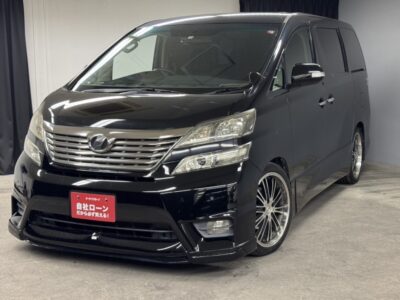 VELLFIRE　ヴェルファイア　2.4Z アルパインHDDナビ🗾ＣＤ・ＤＶＤ💿🎵Ｂｌｕｅｔｏｏｔｈ📞地デジフルセグＴＶ内臓型📺走行中映像視聴可能🎶駐車時など安心ラクラクなバックカメラ付き📹後席にはアルパイン10.1ｲﾝﾁフリップダウンモニター📺でお子様や大人の方まで楽しめます😆GS-iフロントエアロ装着💥ＨＩＤヘッドライト＆フォグランプで夜間も明るく安全走行💡両側パワースライドドアーで小さなお子様の力でも後席の乗り降り楽々です🤱🌈納車時新品タイヤ装着🌈🌜TOKYO店専用HPにて更新中❗ carlifegroup.tokyo.jpで検索🕵️‍♂️🌛《1年保証付》