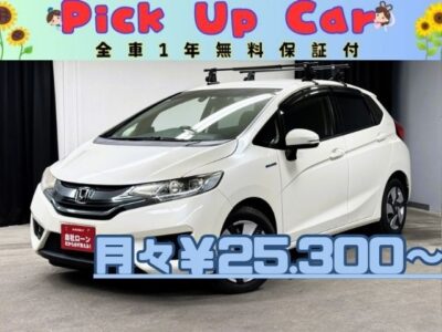FIT　フィット　HV　Lパッケージ【総合評価優良車】　純正インターナビ🗾ＤＶＤ📀フルセグＴＶ内蔵型📺走行中映像視聴可能👀Bluetooth機能搭載でお好きな音楽を楽しめます😆クルーズコントロール＆ＥＴＣ付で高速道路でも楽々運転🚗環境にも家庭にも優しいＪＣ０８モード３３.６ｋｍ／Ｌ🍃夜間でも明るいＬＥＤヘッドライト🔦ラゲッジスペース広々で荷物沢山乗せれます👍社外シーケンシャルLEDウインカー付きで他とは違った1台です✨車検2年付✨　🌜TOKYO店専用HPにて更新中❗ carlifegroup.tokyo.jpで検索🕵️‍♂️🌛