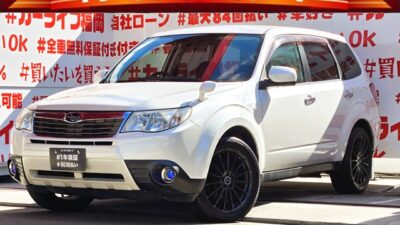 フォレスター　2.0X・スポーツリミテッド【特別仕様車】【4WD】＂スバルの人気ＳＵＶフォレスター＂車高調・社外１８インチホイール装着済🎉冬もポカポカ・シートヒーター付🔥クルーズコントロール付で高速走行も楽々運転🚙納車時新品タイヤ装着🌈車検２年付🌈🚗福岡店専用HPでも在庫確認可能‼✨