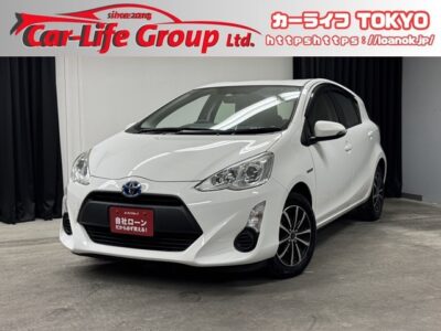 AQUA  アクア　Ｌ　　【中期型】☆車検2年付☆　人気車種につき追加入庫！　カロッツェリアメモリーナビ🗾ＣＤ💿ＤＶＤ📀ＳＤ地デジフルセグ📺　Bluetooth🎶接続可！！　人気カラー色パールホワイト😁👌お手入れ楽々、燃費・取り回しも抜群なので長距離通勤にも最適です(^^)/　リヤシートを倒せば荷室も広くて使い勝手も良し！！🌜TOKYO店専用HPにて更新中❗ carlifegroup.tokyo.jpで検索🕵️‍♂️🌛《1年保証付》