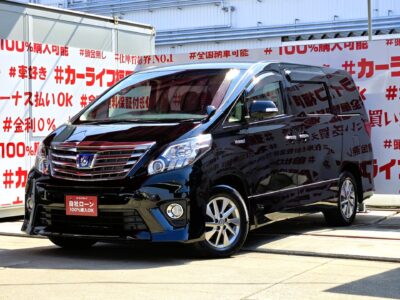 ALPHARD HV　アルファードHV　SR　【4WD】【後期型】＂🌈後期型 アルファード ハイブリッド 初入庫🌈＂純正ＨＤＤナビ🗾ＤＶＤ📀Ｂｌｕｅｔｏｏｔｈ🎶📱📞フルセグＴＶ内蔵型📺７人乗りキャプテンシート💺でゆっくりクルージング💺両側パワースライドドア🚪で楽々開閉✨純正フリップダウンモニター付でリアのエンタメも充実👀夜間走行も快適なＨＩＤヘッドライト&フォグランプ🔦車検２年付🌈🚗福岡店専用HPでも在庫確認可能‼✨【carlifegroup.fukuoka.jp/】で検索🕵️‍♂️