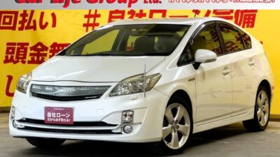 PRIUS　プリウス　Sツーリングセレクション　フロントバンパーモデリスタエアロツアラー装着✨　純正メモリーナビ🗾ワンセグ📺DVD📀　燃費も抜群ですので現在のガソリン高騰時期でもお財布には優しい車両です🍃　夜間走行時に明るく見やすいＬＥＤヘッドライト＋フォグ🔦　駐車時に安心なバックカメラ付🎥　🌛TOKYO店専用HPにて更新中❗ carlifegroup.tokyo.jpで検索🕵️‍♂️🌛《1年保証付》