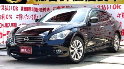 FUGA フーガ　ハイブリッド【総合評価優良車】＂セダンタイプハイブリッド車＂最高出力エンジン３０６ｐｓ＆モーター６８ｐｓのハイパワータイプ🔥カタログ燃費では１０・１５モード１９．０ｋｍ／Ｌの驚異の燃費性のも誇る１台🍃純正ＨＤＤマルチナビ🗾ＤＶＤ📀Ｂｌｕｅｔｏｏｔｈ🎶📱📞フルセグＴＶ内臓型📺💎高級感溢れるウッド調パネル＆本革パワーシート💺シートエアコン🌀＆シートヒーター🔥で年中快適😀レーダークルーズコントロール機能付で楽々高速追尾走行🚗🌈月々２７，９００円～ＯＫ😲🚗福岡店専用HPでも在庫確認可能‼✨ 【carlifegroup.fukuoka.jp/】で検索🕵️‍♂️