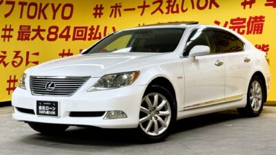 LEXUS　レクサス　ＬＳ４６０　ベースグレード　サンルーフ付きですので解放感抜群です🌈　本革シート💺　✨前席パワーシート　シートヒーター＆クーラー付きですので１年中快適です😄　ステアリングヒーター装備　夜間でも明るいHIDヘッドライト　LEDフォグランプ✨　駐車時に便利なブレーキホールド機能付き💪　🌞嬉しい電動リアサンシェード&リアバニティーミラー付です💎月々２万円台～✨　 🌛TOKYO店専用HPにて更新中❗ carlifegroup.tokyo.jpで検索🕵️‍♂️🌛