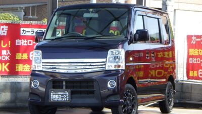 エブリィワゴン　PZターボ　ターボ＆社外ホイール＆足回りリフトアップで走破性抜群⛺️　社外SDナビでBluetoothオーディオ視聴可能🎶　ETC付きで遠出の際も楽々🗾　HIDヘッドライト＆フォグランプで夜間でも安心です💡　🌜大阪店専用HPも要チェック❗carlifegroup.jp で検索🕵️‍♂️　Instagram・Twitter・TikTokも随時更新中❗❗🌛《1年保証付》