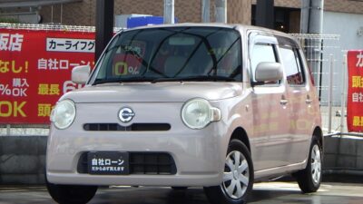 ミラココア　ココアX　《ユーザー買取車》　走行距離5万km台❗　月々1万円台～でお乗りいただける軽自動車🌞　可愛いデザインで小回りも効き乗りやすいです😉　走行中フルセグTV・DVD視聴可能の社外SDナビでBluetoothオーディオも接続可能🎵　スマートキーでドアの開け閉めも楽々できます👌　🌜大阪店専用HPも要チェック❗carlifegroup.jp で検索🕵️‍♂️　Instagram・Twitter・TikTokも随時更新中❗❗🌛《1年保証付》
