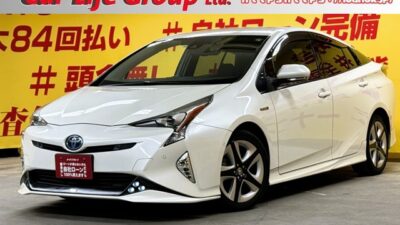 PRIUS プリウス A プレミアムツーリングセレクション 【総合評価優良車】【カスタム】✨先進装備充実の上級グレード!🌈 JC08モード37.2Lと「低燃費」の実現とともにカッコよさを際立たせる「低重心スタイル」 🔥デイライト付きTRDハーフ3点エアロでドレスアップされてます🔥 トヨタが誇る衝突回避パッケージ・トヨタセーフティーセンス搭載で安全をサポートしてくれます🌞【納車時タイヤ4本新品】【車検2年付】💎TOKYO店専用HPにて更新中❗ carlifegroup.tokyo.jpで検索🕵️♂️🌛《1年保証》