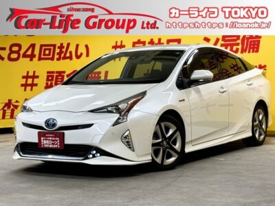 PRIUS　プリウス　A　プレミアムツーリングセレクション　【総合評価優良車】【カスタム】✨先進装備充実の上級グレード！🌈　JC08モード37.2Lと「低燃費」の実現とともにカッコよさを際立たせる「低重心スタイル」　🔥デイライト付きTRDハーフ3点エアロでドレスアップされてます🔥　トヨタが誇る衝突回避パッケージ・トヨタセーフティーセンス搭載で安全をサポートしてくれます🌞【納車時タイヤ4本新品】【車検2年付】💎TOKYO店専用HPにて更新中❗ carlifegroup.tokyo.jpで検索🕵️‍♂️🌛《1年保証》