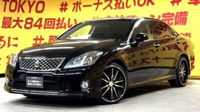 CROWN　クラウン　2.5 アスリート　【後期型】純正ＨＤＤマルチナビ🗾ＤＶＤ💿Ｂｌｕｅｔｏｏｔｈ🎶📱📞フルセグＴＶ内蔵型🎶夜間走行時に視認性抜群のHIDヘッドライト&フォグライト🔦🚗2500㏄で爽快なドライブ可能です🚀アネーロ20インチAW＆ローダウン❗ＥＴＣやクルーズコントロール機能搭載なので高速での長距離運転も楽々🚗🌜TOKYO店専用HPにて随時更新中❗ carlifegroup.tokyo.jpで検索🕵️‍♂️🌛《1年保証付》