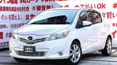 VITZ　ヴィッツ　F ＂走行４万ｋｍ台！！＂月々１万円台～ＯＫ🌈純正ＨＤＤナビ🗾ＤＶＤ💿Ｂｌｕｅｔｏｏｔｈオーディオ🎶📱フルセグＴＶ内蔵型📺ＪＣ０８モード燃費２１.６ｋｍ/Ｌ🌿燃費性能も抜群✨チョイノリもＯＫなコンパクトサイズ！🎶車検２年付🚗福岡店専用HPでも在庫確認可能‼✨【carlifegroup.fukuoka.jp/】で検索🕵️‍♂️