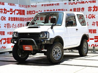 Jimny　ジムニー　XG【４ＷＤ】【カスタム】★５ＭＴ・ターボ車★　🌈走行距離５万㌔台の低走行車両🚙カスタムバッチリのＪＢ型ジムニー！！再入庫🚙💎外装パーツもＦ・Ｒショートバンパー・フロントブルバー・社外ＬＥＤヘッドライト・社外ＬＥＤテールランプ・ラストラーダアヴァンチュラ１６インチＡＷ装着済🔥🚗オフロードＭＴタイヤで悪路も楽々乗り越える！！😲カロッツェリアメモリーナビ📺ＤＶＤ📀Ｂｌｕｅｔｏｏｔｈ📞フルセグＴＶ内蔵型📺走行中映像視聴可能📺🚗福岡店専用HPでも在庫確認可能‼✨ 【carlifegroup.fukuoka.jp/】で検索🕵️‍♂️