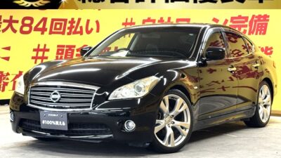 FUGA フーガ 250GT Aパッケージ 【総合評価優良車】 ✨車検2年付✨RS☆Rダウンサス&370GTタイプS用純正20インチAWでオシャレにカスタマイズされた高級スポーツセダンです✨内装もハーフレザーシート&パワーシートや内装は特殊加工を施した本木目パネルで高級感満載です🤩純正HDDマルチナビ🗾DVD📀Bluetooth🎶📱📞フルセグTV内臓型📺✨月々2万円台~✨🌜TOKYO店専用HPにて更新中❗ carlifegroup.tokyo.jpで検索🕵️♂️🌛《1年保証付》