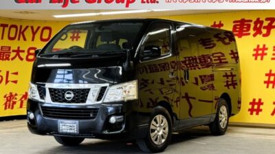 CARAVAN   NV350 キャラバン プレミアムGX 後席は夏はクーラー、冬はヒーター利用可能で快適です😆 両側スライドドアで荷物の出し入れ&乗り降りラクラク!🚪 お荷物の量に合わせてヘッドライトの角度が調整できるヘッドライトレベライザー機能付きで昼夜問わず大活躍間違いなし✨ 🌜TOKYO店専用HPにて更新中❗ carlifegroup.tokyo.jpで検索🕵️♂️🌛【車検1年付】《1年保証付》