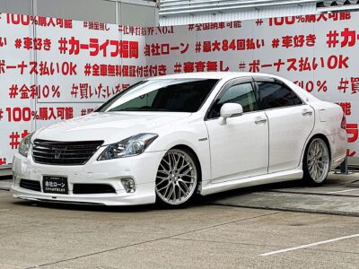 CROWN　クラウン　ハイブリッド　Lパッケージ　【後期型】【カスタム】💎モデリスタハーフ３点エアロ付💎＂人気のハイブリッドセダン・月々３万円台～ＯＫ😲＂🌈ＦＲ駆動・３，５００ｃｃ　２９６馬力の高出力６気筒＋モーターエンジン😲純正ＨＤＤナビ🗾ＤＶＤ📀Ｂｌｕｅｔｏｏｔｈ📱📞フルセグＴＶ内蔵型📺走行中映像視聴可能💺クルーズコントロー機能能付・楽々の高速運転🚙🌈納車時新品タイヤ装着🌈”車検2年付”🚗福岡店専用HPでも在庫確認可能‼✨ 【carlifegroup.fukuoka.jp/】で検索🕵️‍♂️