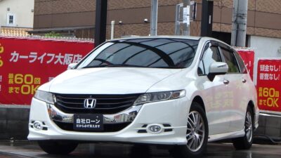 オデッセイ　Mエアロパッケージ　《ユーザー買取車》　人気の高い4代目💎　後席フリップダウンモニター搭載でお子様も大喜びですね🥳　3列目は床下格納で荷物も多く載ります💺　全方位カメラで駐車時や狭い道での運転も楽々📸　走行性と快適性のバランスが取れた1台です✨️　🌜大阪店専用HPも要チェック❗carlifegroup.jp で検索🕵️‍♂️　Instagram・Twitter・TikTokも随時更新中❗❗🌛《1年保証付》