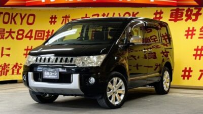 DELICA　デリカD5　シャモニー　【特別仕様車】　【4WD】　純正HDDナビ&フロントカメラ&サイドカメラ&バックカメラ豪華装備💕😊免許を取り立ての方や🔰運転に自信がない方でも安心してお乗り頂ける車両です😁👌地デジフルセグTV📺DVD📀CD💿　🚪両側パワースライドドアで乗り降り楽々✨　クルーズコントロール&ETCで快適に高速道路をご利用いただけます🚗😁✨　2400㏄×4WDの力強い走りを是非ご体感下さい😎🔥　🌛TOKYO店専用HPにて更新中❗ carlifegroup.tokyo.jpで検索🕵️‍♂️🌛《1年保証》